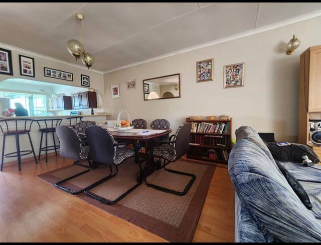 3 BEDROOM SIMPLEX FOR SALE IN MULBARTON